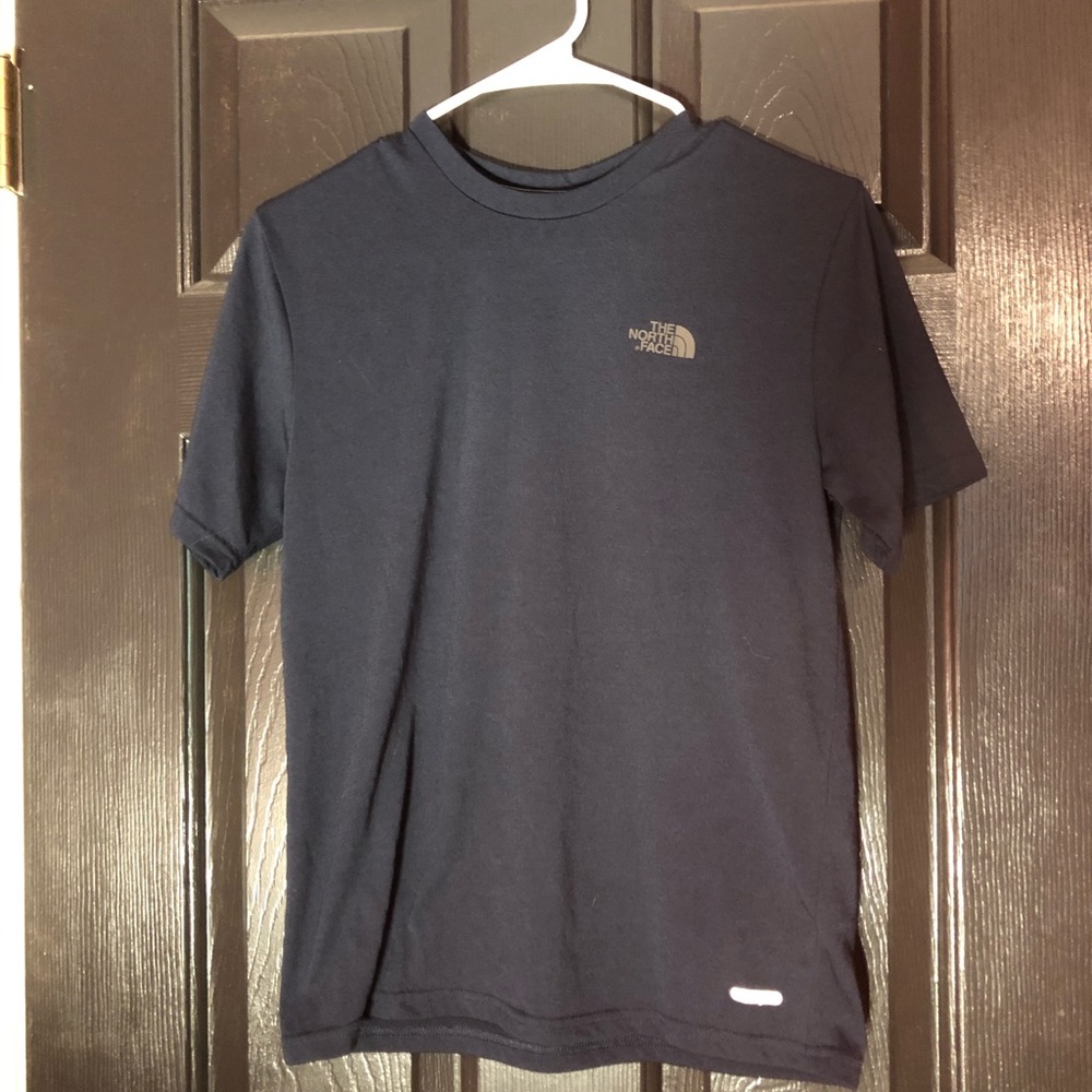 NWOT The North Face boys medium t shirt